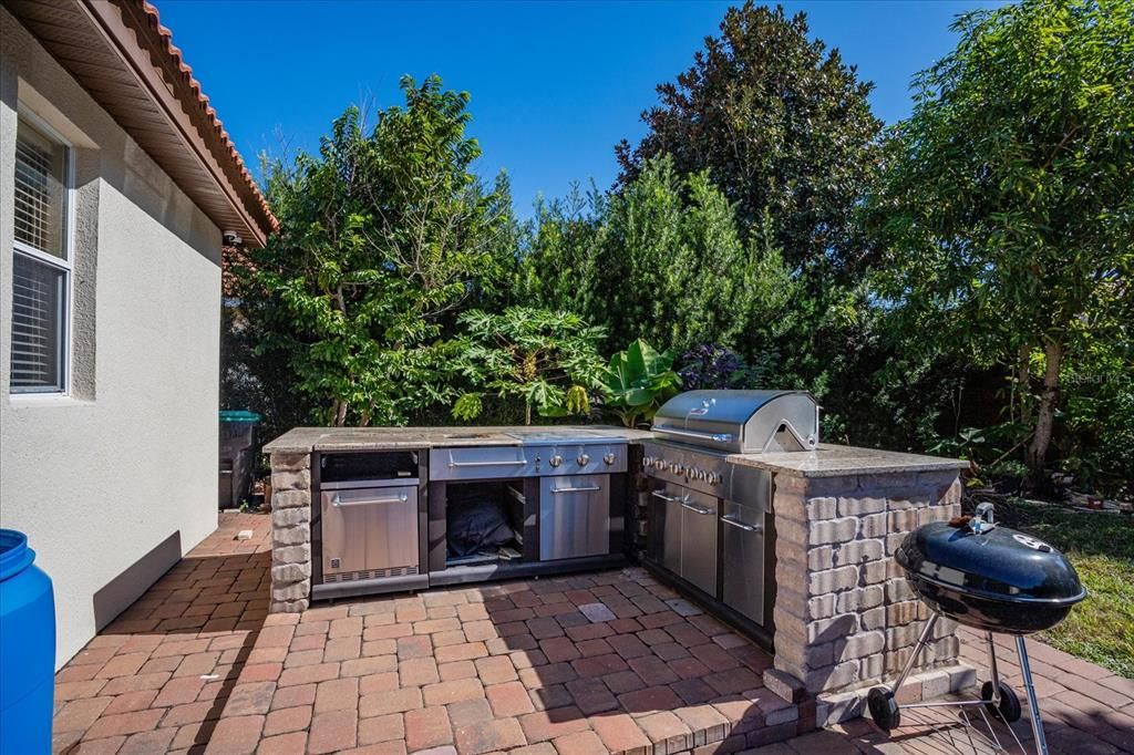 For Sale: $850,000 (4 beds, 3 baths, 2764 Square Feet)