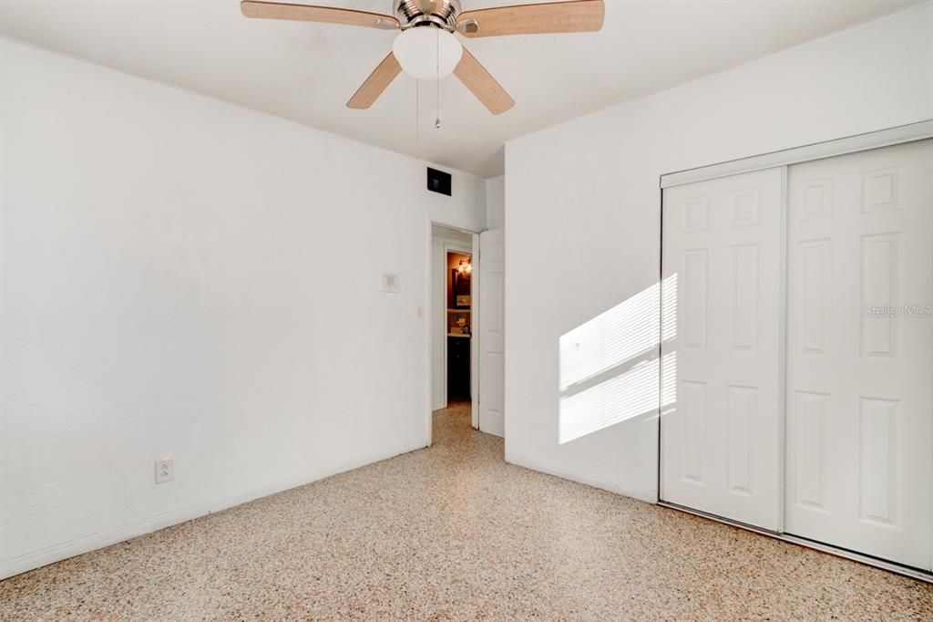 Active With Contract: $145,000 (3 beds, 1 baths, 1115 Square Feet)