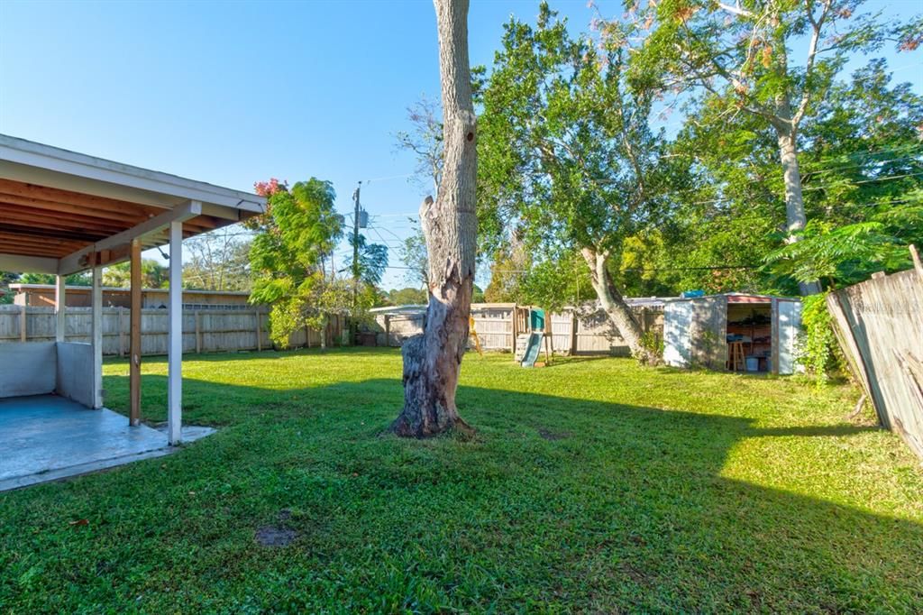 Active With Contract: $145,000 (3 beds, 1 baths, 1115 Square Feet)