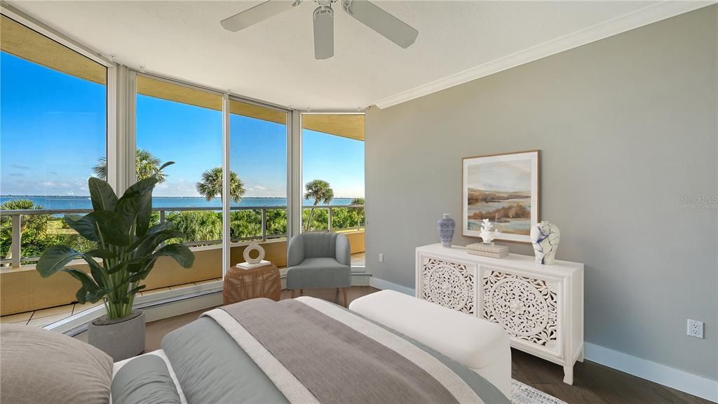 Под контрактом: $939,000 (2 спален, 2 ванн, 1380 Квадратных фут)