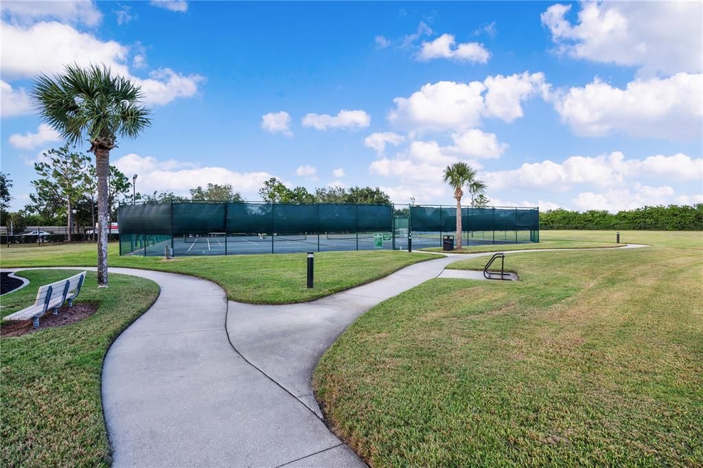 待售: $700,000 (4 贝兹, 3 浴室, 2488 平方英尺)