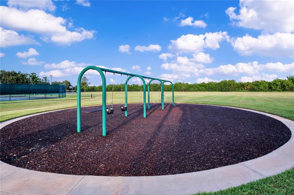 待售: $700,000 (4 贝兹, 3 浴室, 2488 平方英尺)