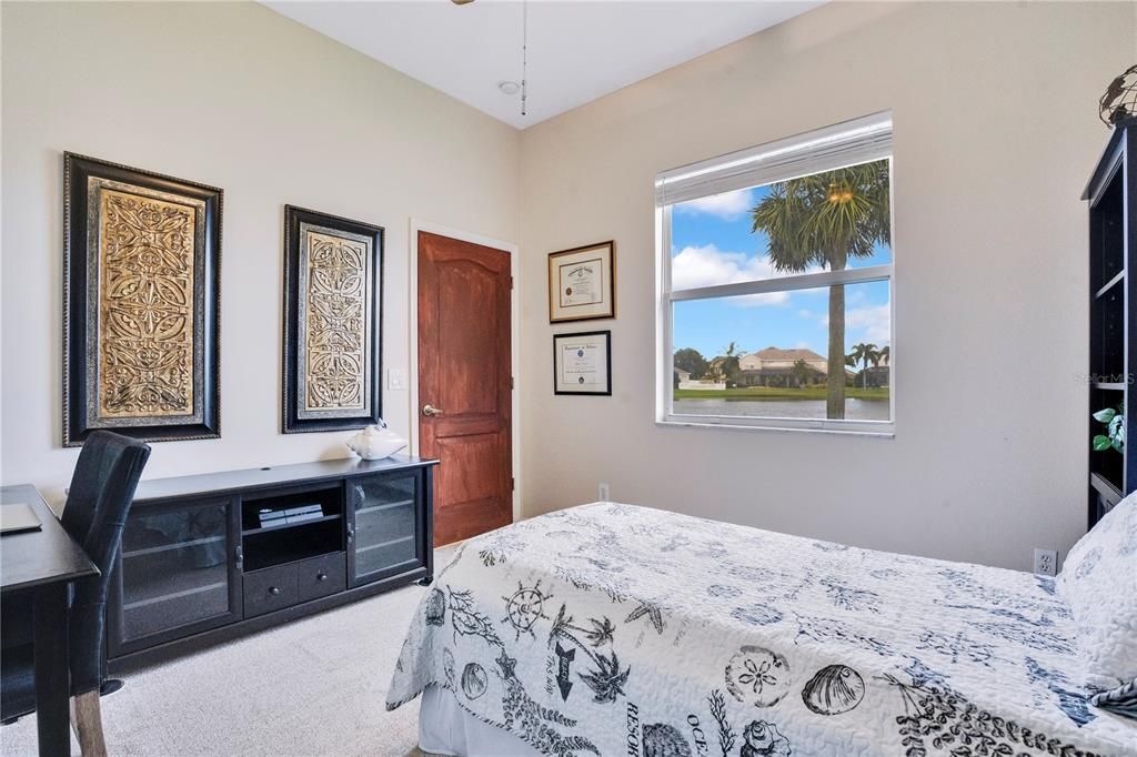 待售: $700,000 (4 贝兹, 3 浴室, 2488 平方英尺)