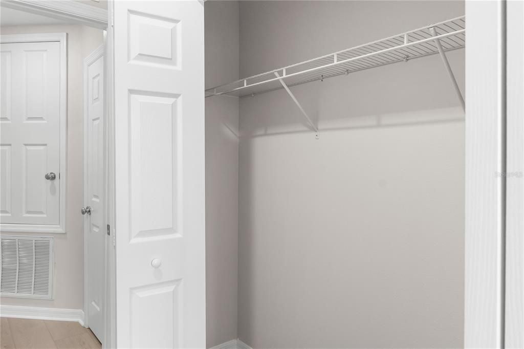 For Rent: $2,400 (3 beds, 2 baths, 1881 Square Feet)