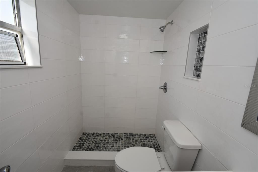 В аренду: $1,500 (2 спален, 1 ванн, 590 Квадратных фут)