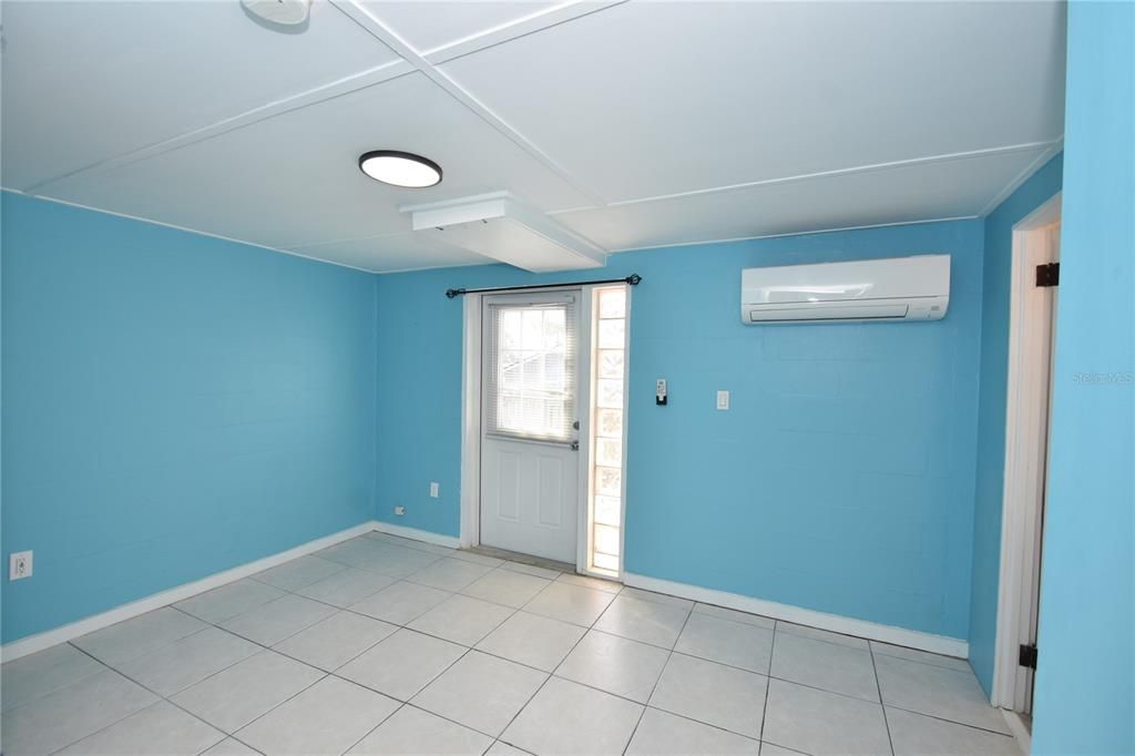 В аренду: $1,500 (2 спален, 1 ванн, 590 Квадратных фут)