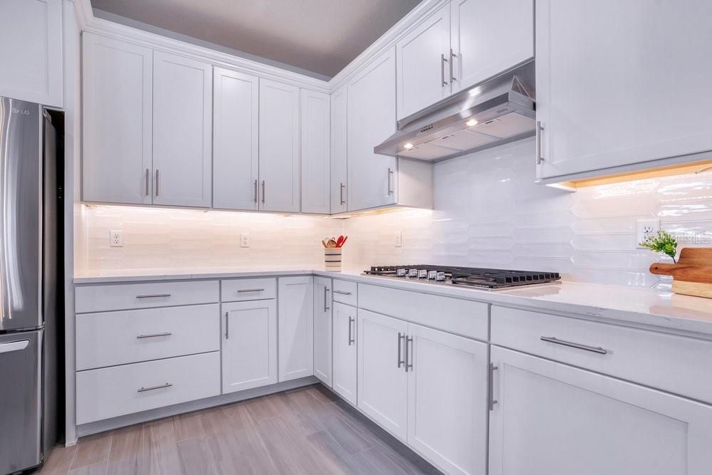 For Sale: $575,000 (4 beds, 2 baths, 2054 Square Feet)