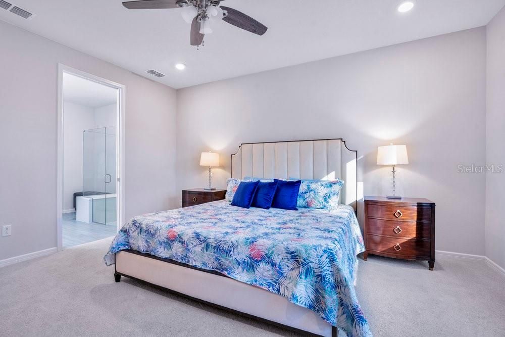 For Sale: $575,000 (4 beds, 2 baths, 2054 Square Feet)