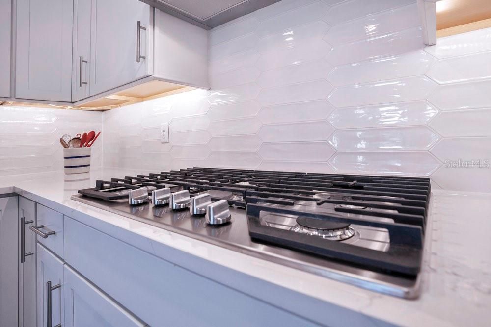 For Sale: $575,000 (4 beds, 2 baths, 2054 Square Feet)