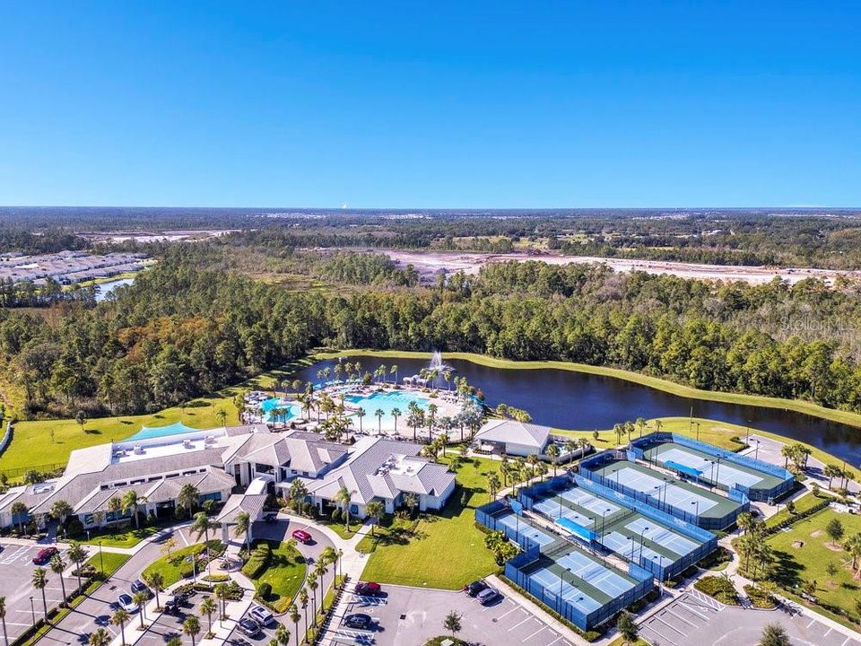 For Sale: $575,000 (4 beds, 2 baths, 2054 Square Feet)