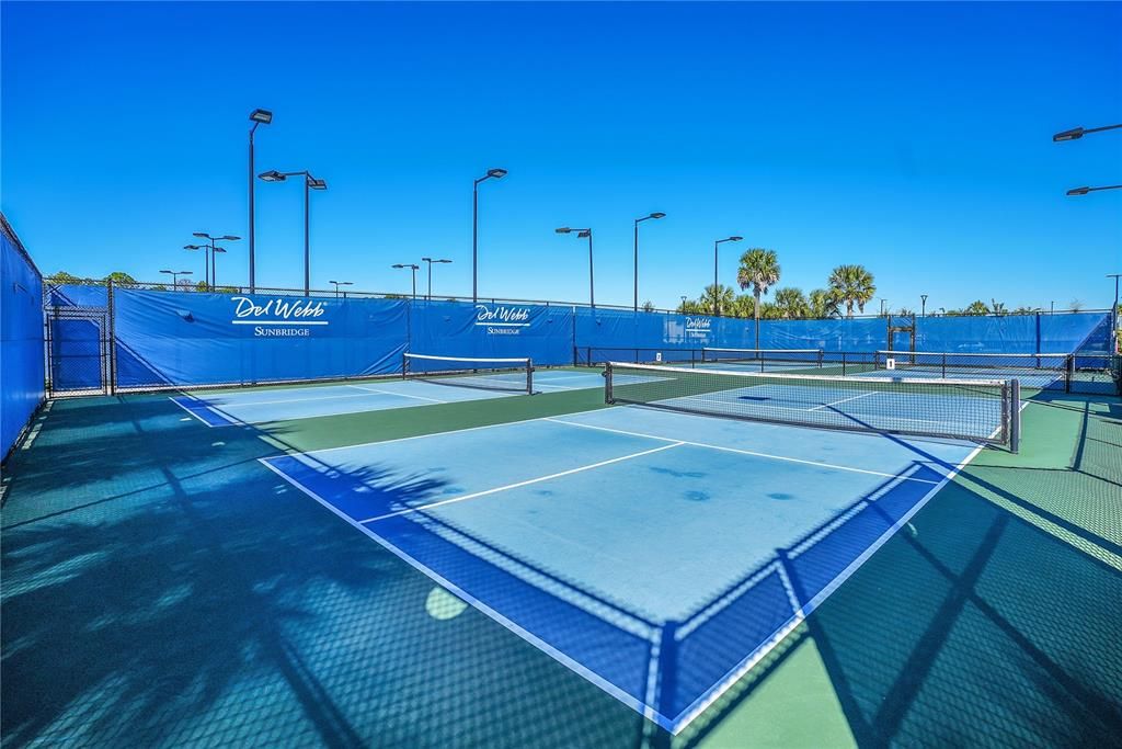 For Sale: $575,000 (4 beds, 2 baths, 2054 Square Feet)