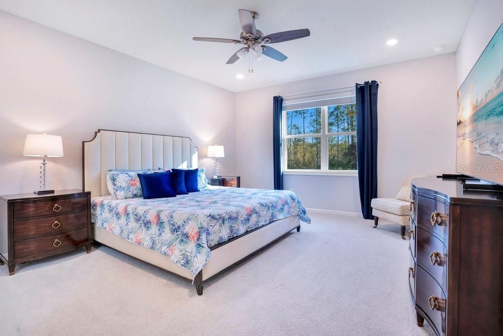 For Sale: $575,000 (4 beds, 2 baths, 2054 Square Feet)