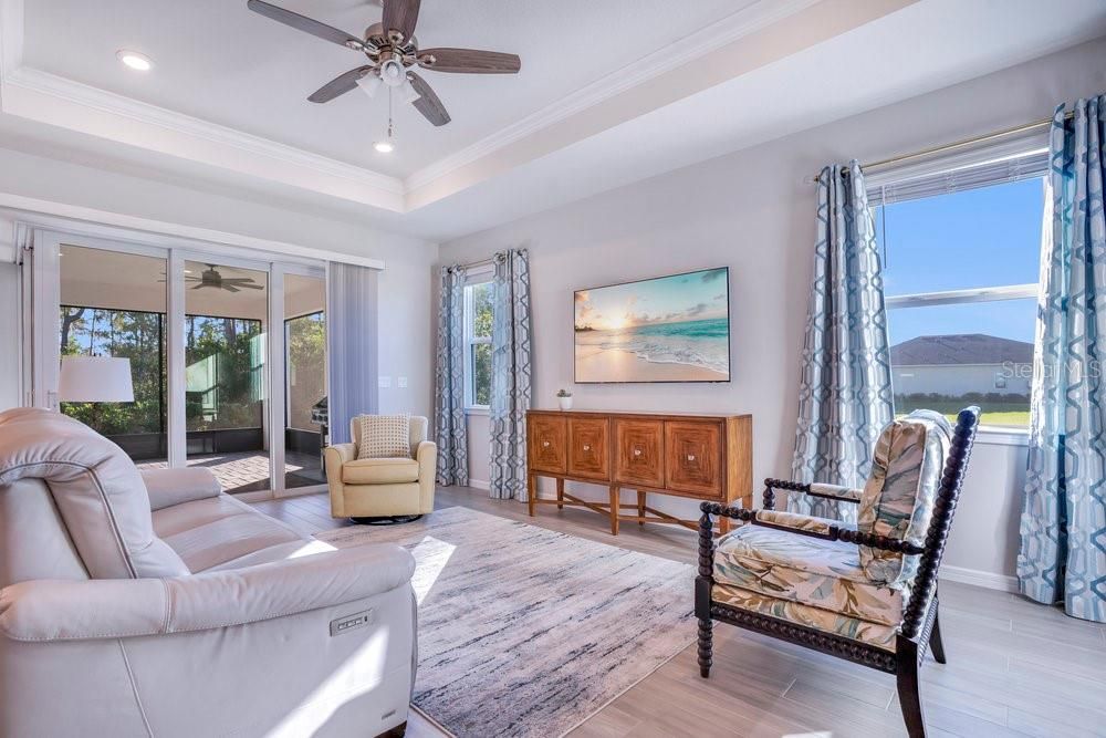 For Sale: $575,000 (4 beds, 2 baths, 2054 Square Feet)