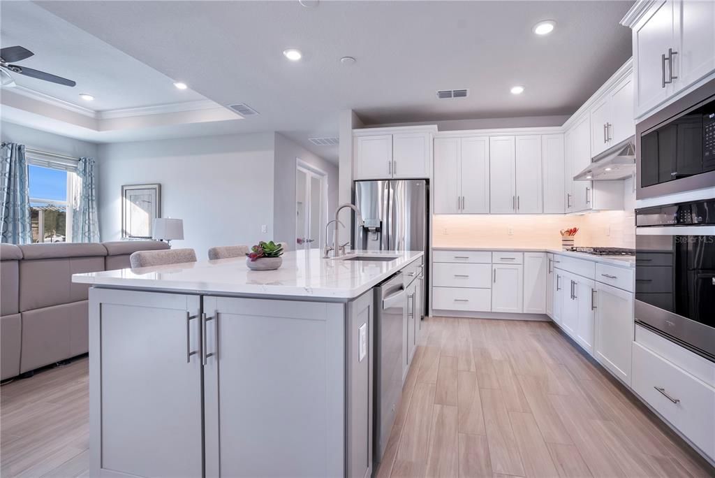 For Sale: $575,000 (4 beds, 2 baths, 2054 Square Feet)