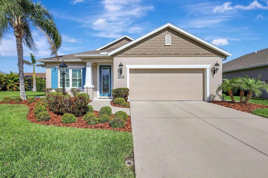 Под контрактом: $495,000 (3 спален, 2 ванн, 1760 Квадратных фут)