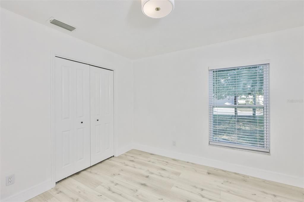 For Sale: $410,000 (3 beds, 2 baths, 1722 Square Feet)