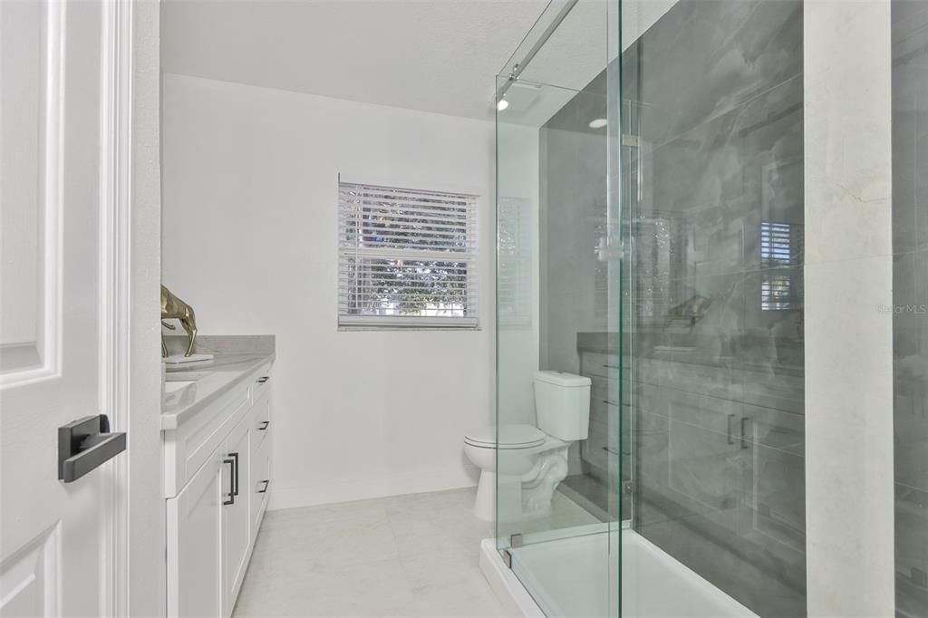 For Sale: $410,000 (3 beds, 2 baths, 1722 Square Feet)