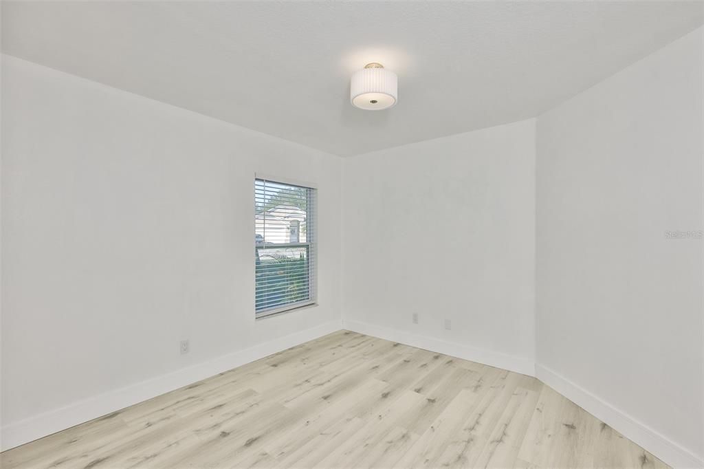 For Sale: $410,000 (3 beds, 2 baths, 1722 Square Feet)