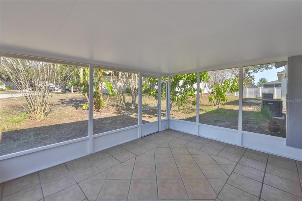 For Sale: $410,000 (3 beds, 2 baths, 1722 Square Feet)