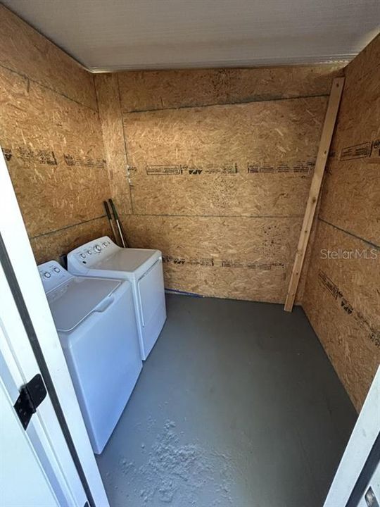 待售: $89,000 (2 贝兹, 2 浴室, 700 平方英尺)