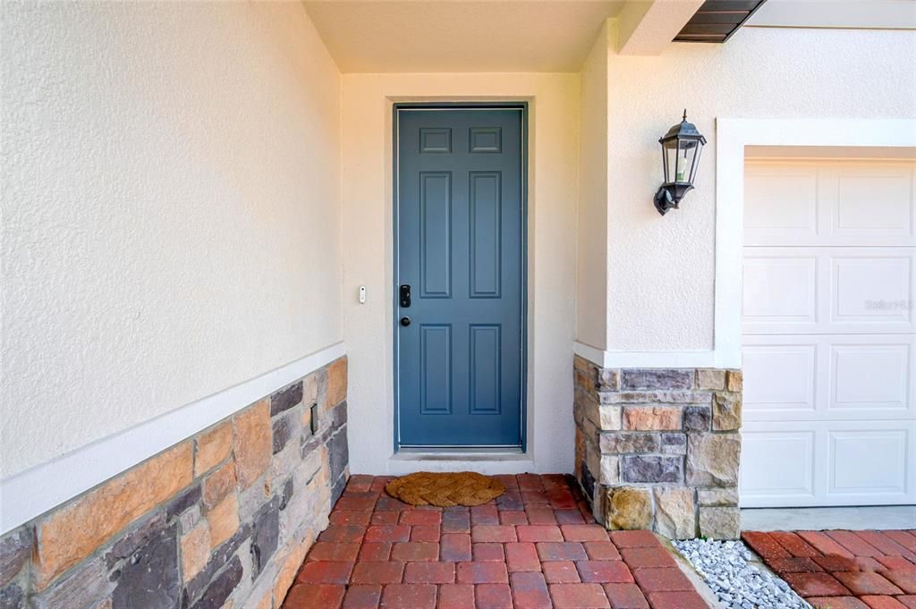 出租: $3,200 (5 贝兹, 3 浴室, 2631 平方英尺)