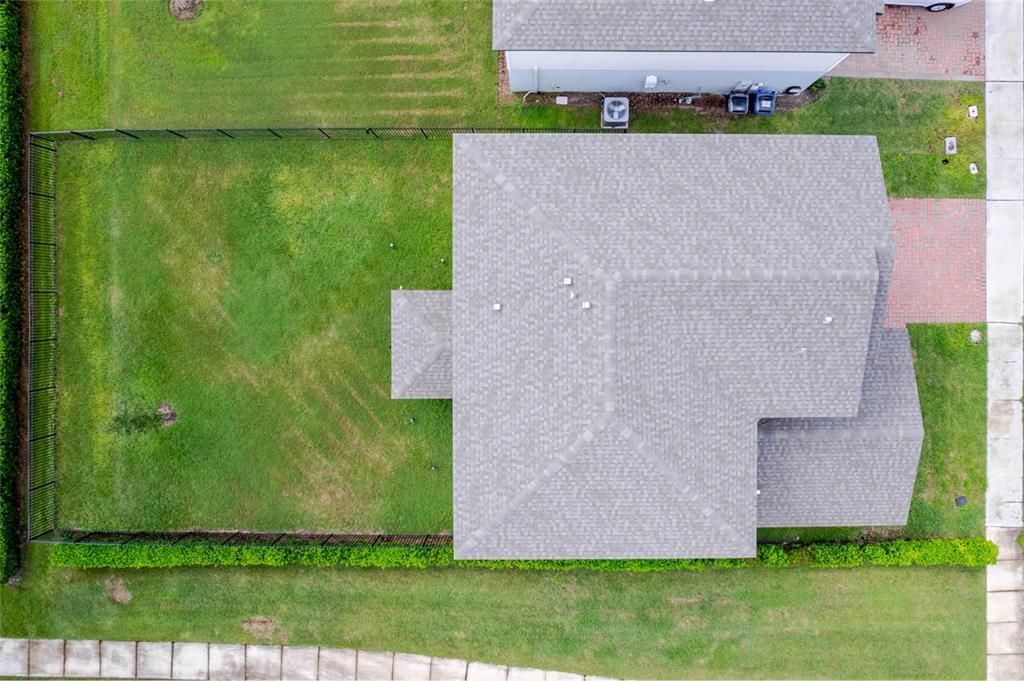 出租: $3,200 (5 贝兹, 3 浴室, 2631 平方英尺)