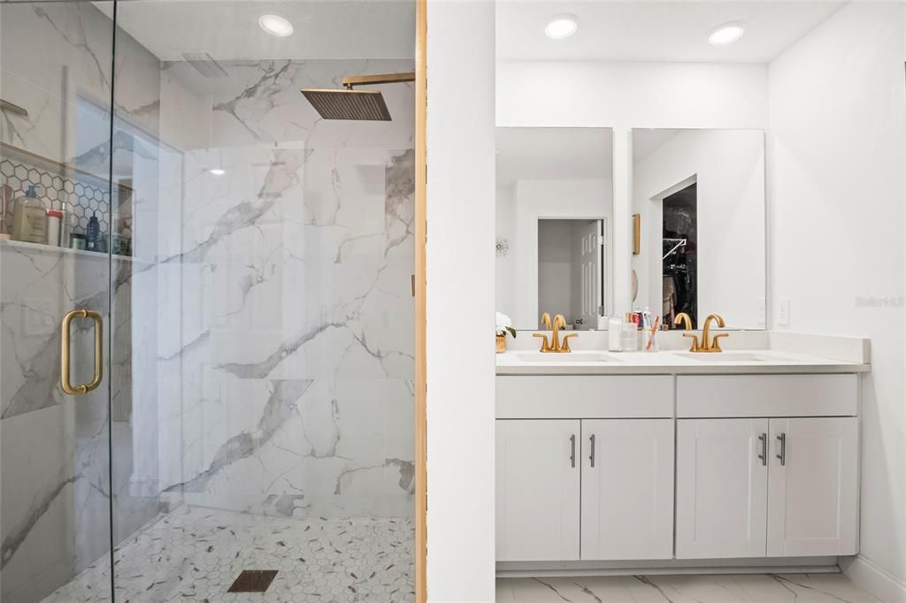 出租: $3,200 (5 贝兹, 3 浴室, 2631 平方英尺)