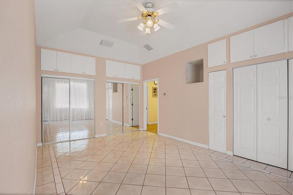 待售: $534,000 (5 贝兹, 4 浴室, 2420 平方英尺)