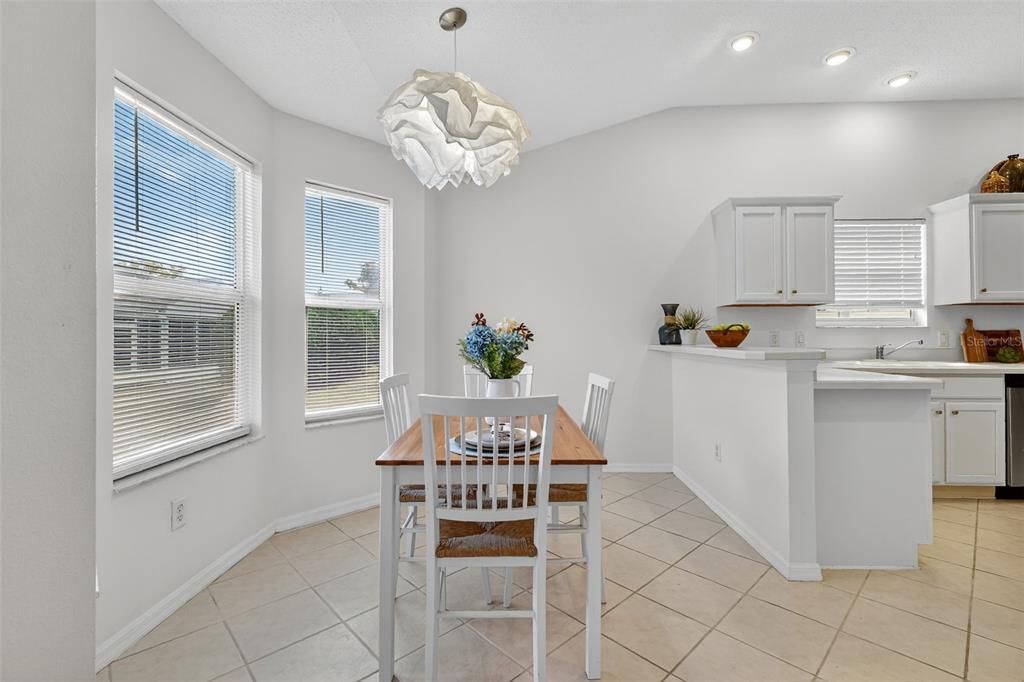 En Venta: $319,000 (3 camas, 2 baños, 1512 Pies cuadrados)