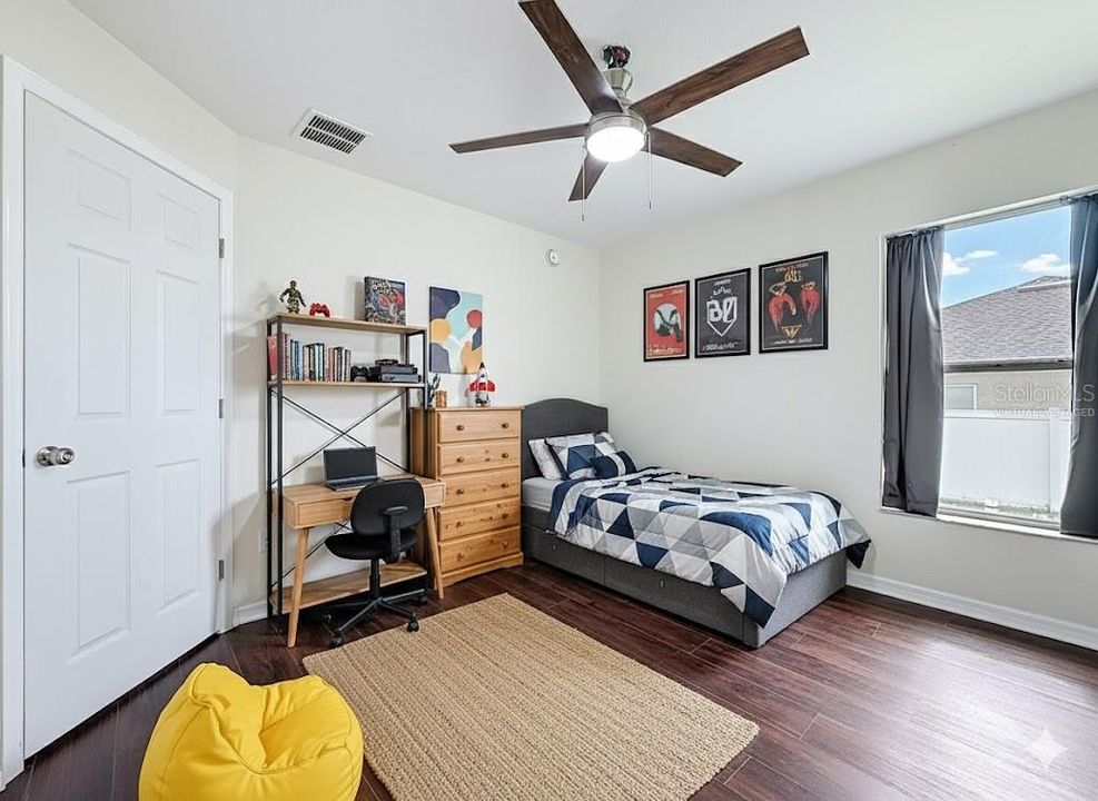 For Sale: $300,000 (4 beds, 2 baths, 1583 Square Feet)