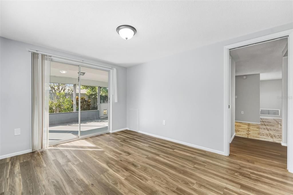 Active With Contract: $1,495 (3 beds, 2 baths, 1263 Square Feet)