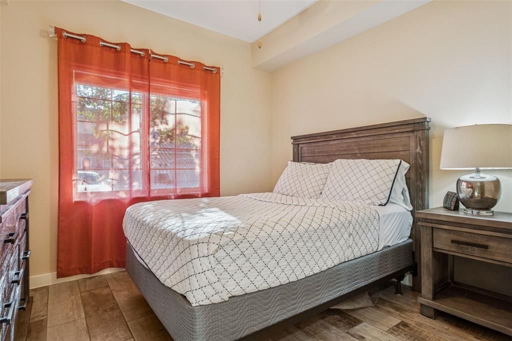 待售: $319,500 (3 贝兹, 2 浴室, 1151 平方英尺)