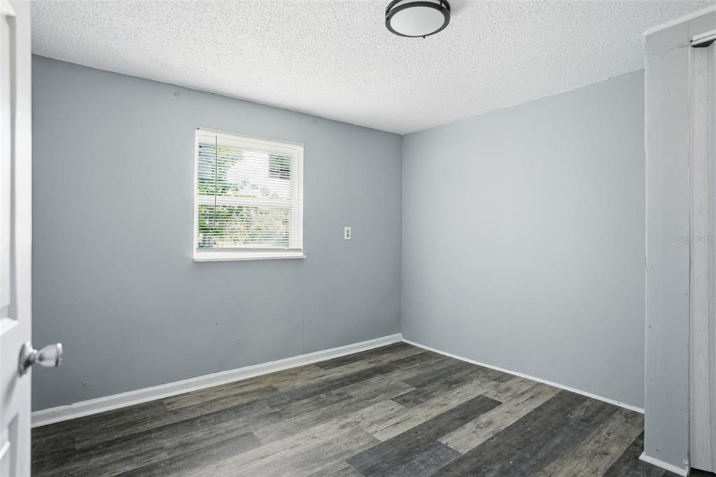 For Sale: $175,000 (3 beds, 1 baths, 1068 Square Feet)