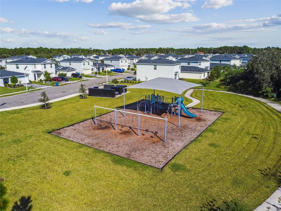 待售: $299,900 (3 贝兹, 2 浴室, 1451 平方英尺)