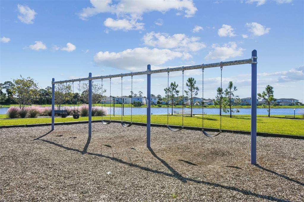 待售: $299,900 (3 贝兹, 2 浴室, 1451 平方英尺)