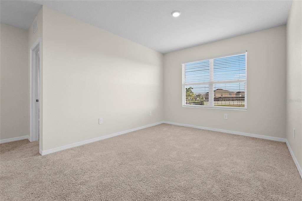 En Venta: $499,000 (5 camas, 3 baños, 2594 Pies cuadrados)