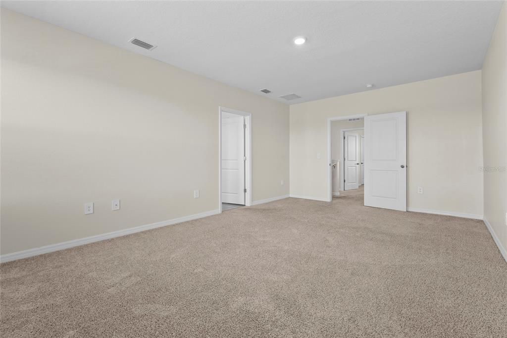 En Venta: $499,000 (5 camas, 3 baños, 2594 Pies cuadrados)