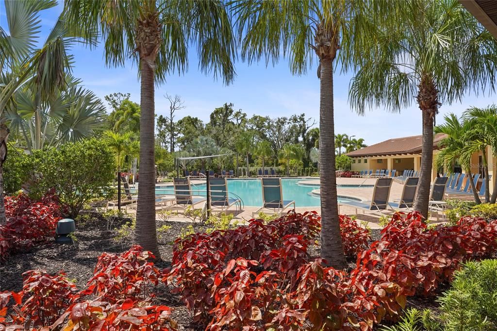 En Venta: $499,000 (5 camas, 3 baños, 2594 Pies cuadrados)