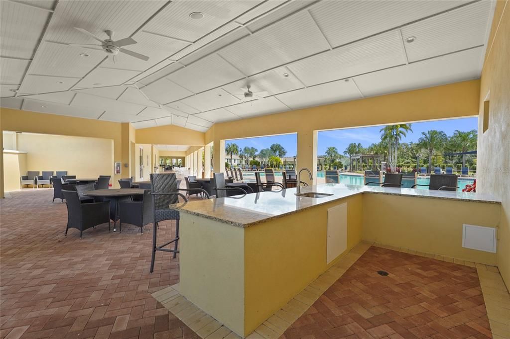 En Venta: $499,000 (5 camas, 3 baños, 2594 Pies cuadrados)