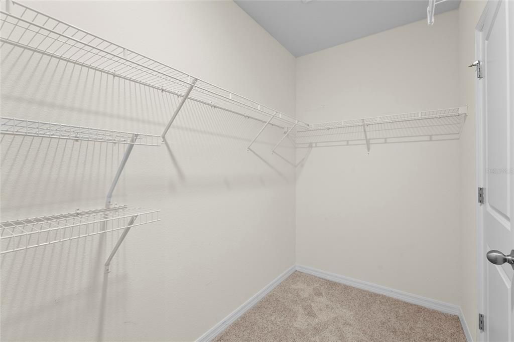 En Venta: $499,000 (5 camas, 3 baños, 2594 Pies cuadrados)