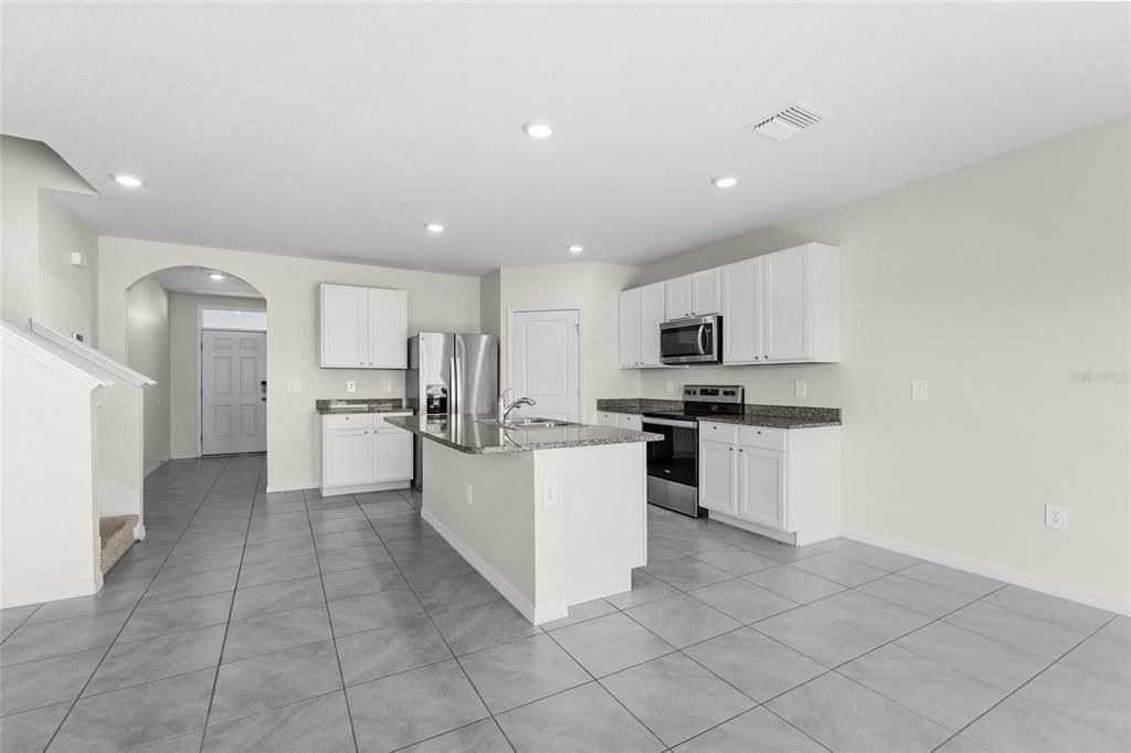 En Venta: $499,000 (5 camas, 3 baños, 2594 Pies cuadrados)