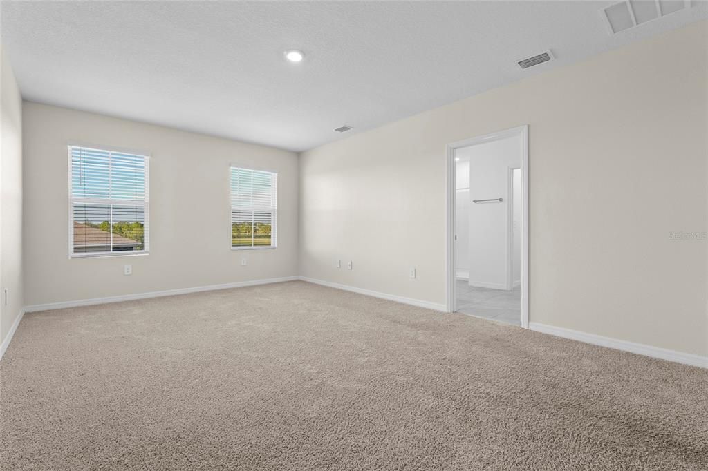 En Venta: $499,000 (5 camas, 3 baños, 2594 Pies cuadrados)