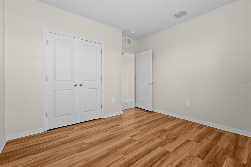 En Venta: $499,000 (5 camas, 3 baños, 2594 Pies cuadrados)