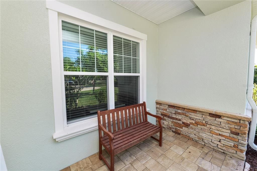 Active With Contract: $610,000 (4 beds, 3 baths, 2586 Square Feet)