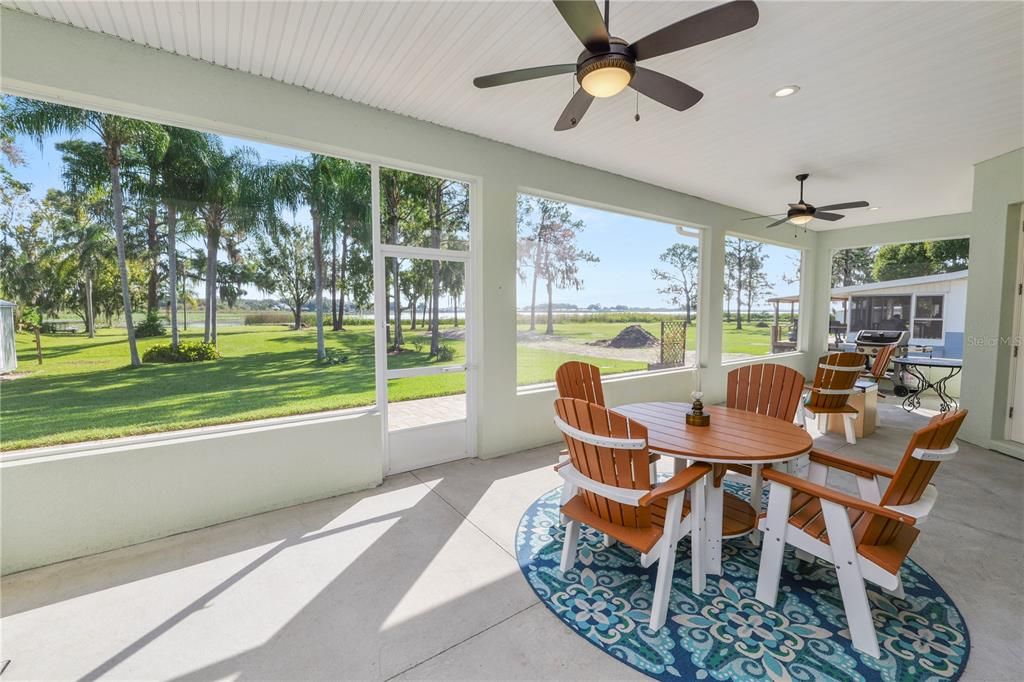 Active With Contract: $610,000 (4 beds, 3 baths, 2586 Square Feet)