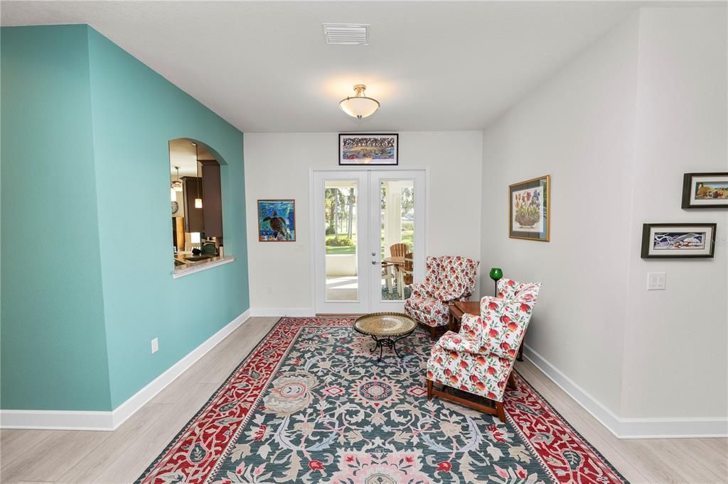 Active With Contract: $610,000 (4 beds, 3 baths, 2586 Square Feet)