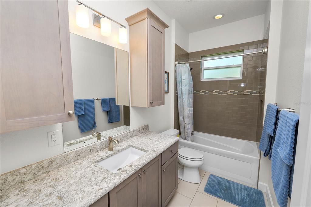 Active With Contract: $610,000 (4 beds, 3 baths, 2586 Square Feet)