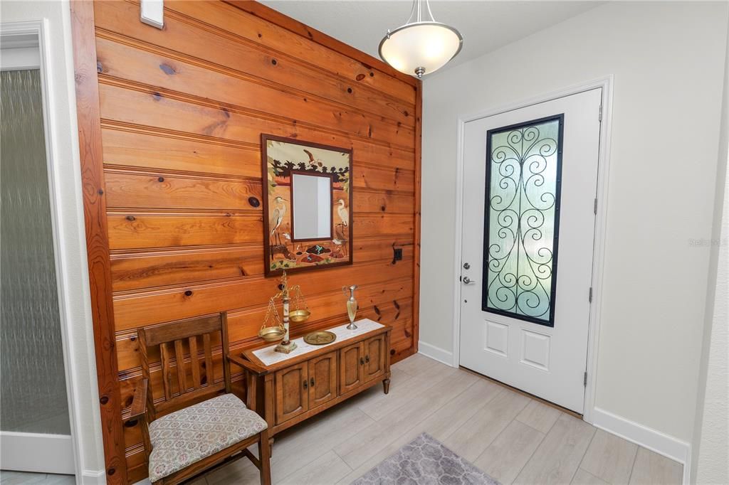 Active With Contract: $610,000 (4 beds, 3 baths, 2586 Square Feet)