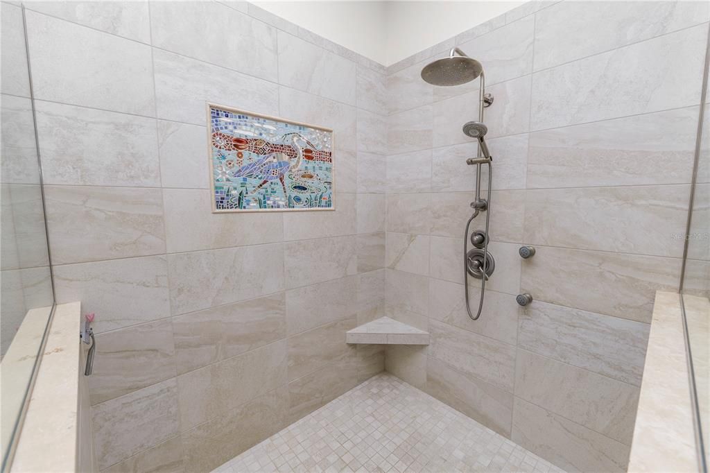 Active With Contract: $610,000 (4 beds, 3 baths, 2586 Square Feet)