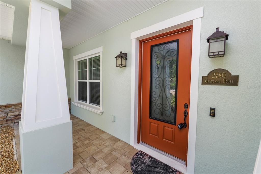 Active With Contract: $610,000 (4 beds, 3 baths, 2586 Square Feet)